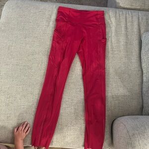 Lululemon fuchsia leggings